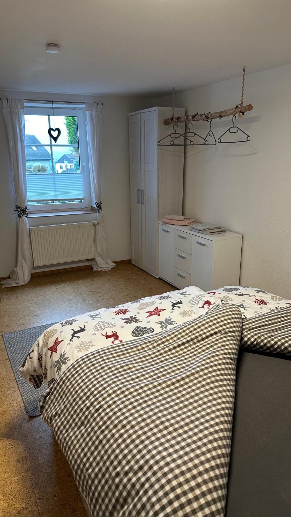Aktiv-Ferienwohnung "Snow & Bike"- Zentral Zwischen Winterberg Und Willingen Exterior photo